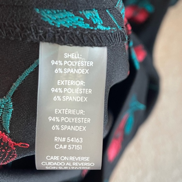 Sheath Dress - Picture 7 of 8